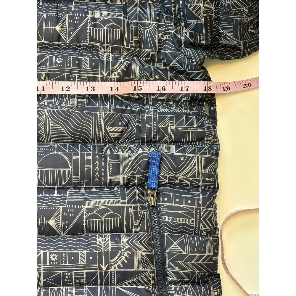 Patagonia Down Sweater Jacket Navy Blue Geometric Kids Large 12 Puffer Zip‎